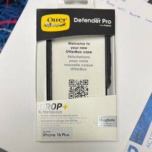 OtterBox Defender Pro Case in Black